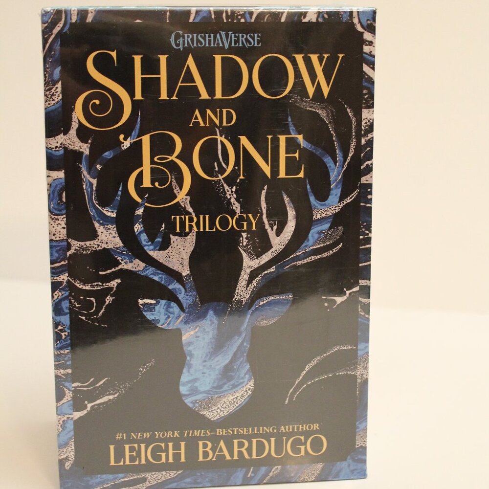 Shadow and Bone Trilogy Boxed Set